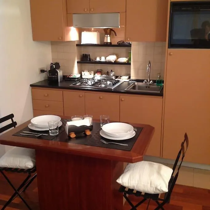 Pontaccio 2 Apartment ミラノ 0*,  イタリア
